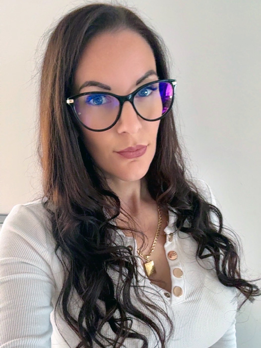 Főoldal 8 Team Member